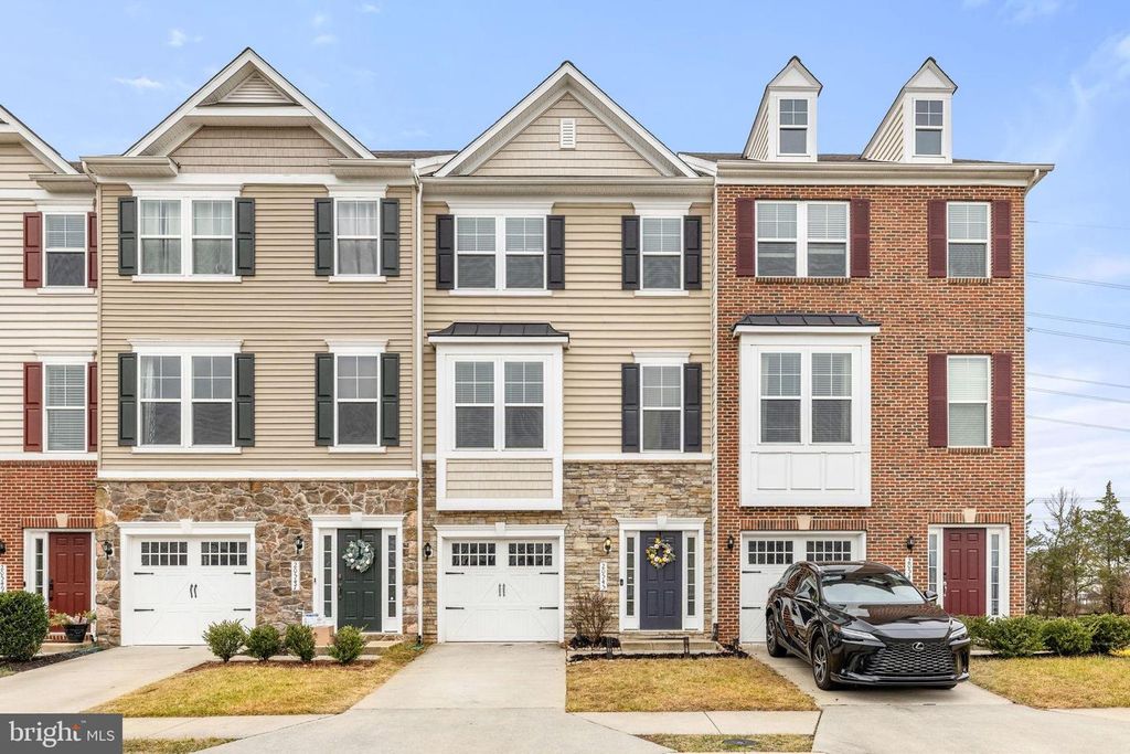 20545 ROLLING WATER TER, Ashburn, VA 20147