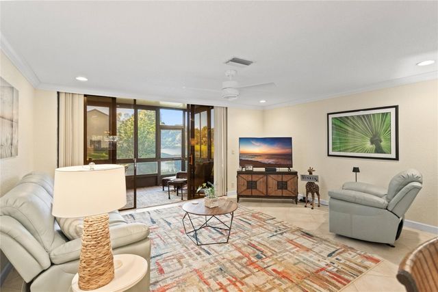 4611 Carambola Circle 27228, Coconut Creek, FL 33066