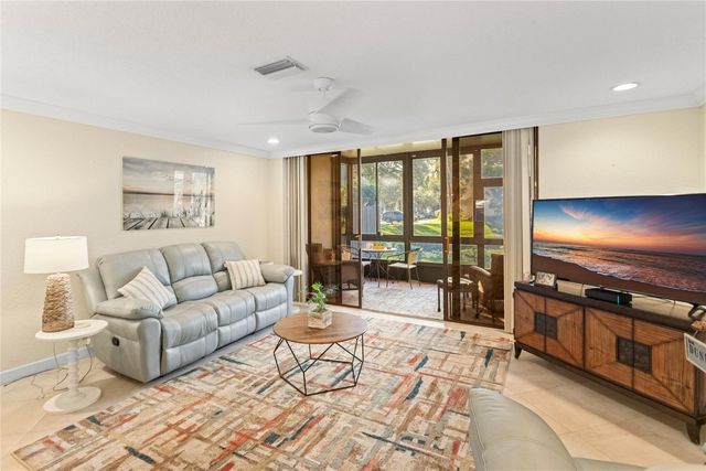 4611 Carambola Circle 27228, Coconut Creek, FL 33066