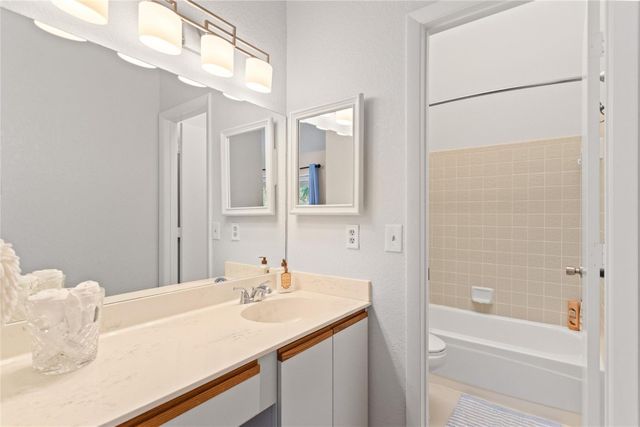 4611 Carambola Circle 27228, Coconut Creek, FL 33066