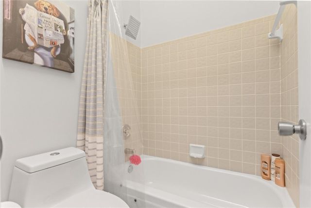 4611 Carambola Circle 27228, Coconut Creek, FL 33066