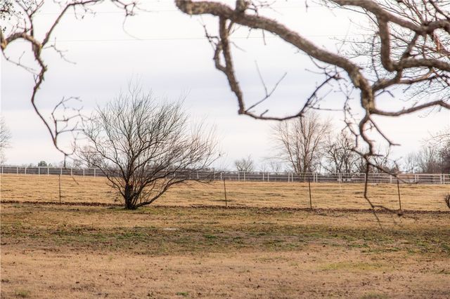 19158 Highway 16, Siloam Springs, AR 72761