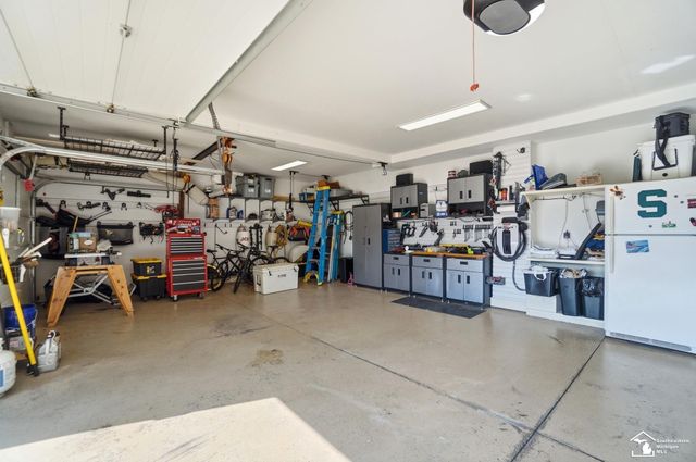 1345 Logans Run Street, Bedford Twp, MI 48182