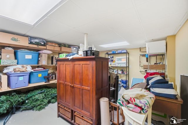1345 Logans Run Street, Bedford Twp, MI 48182