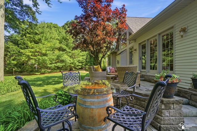 1345 Logans Run Street, Bedford Twp, MI 48182