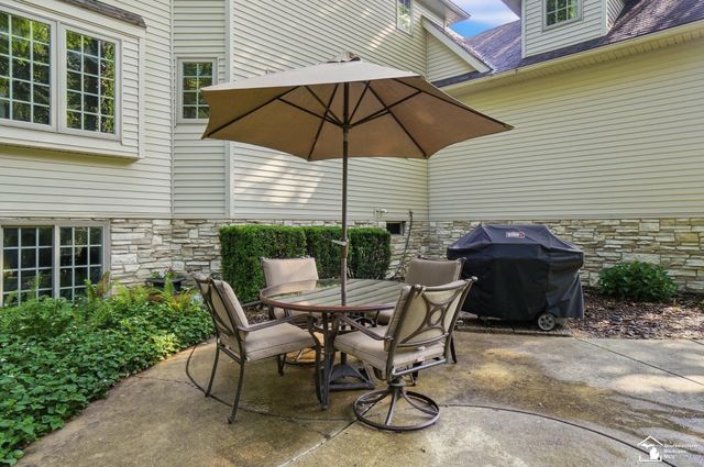 1345 Logans Run Street, Bedford Twp, MI 48182