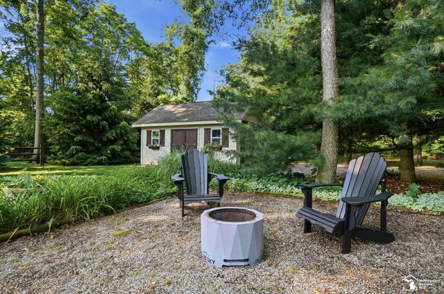1345 Logans Run Street, Bedford Twp, MI 48182