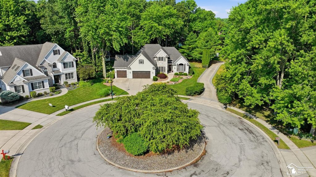 1345 Logans Run Street, Bedford Twp, MI 48182