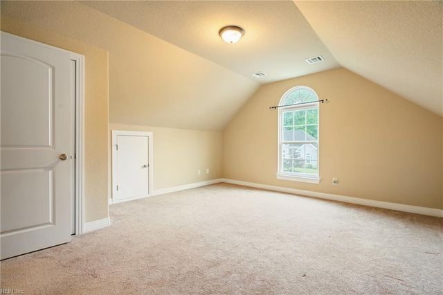 1329 Penrose LN, Chesapeake, VA 23320
