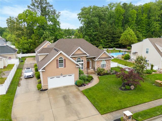 1329 Penrose LN, Chesapeake, VA 23320