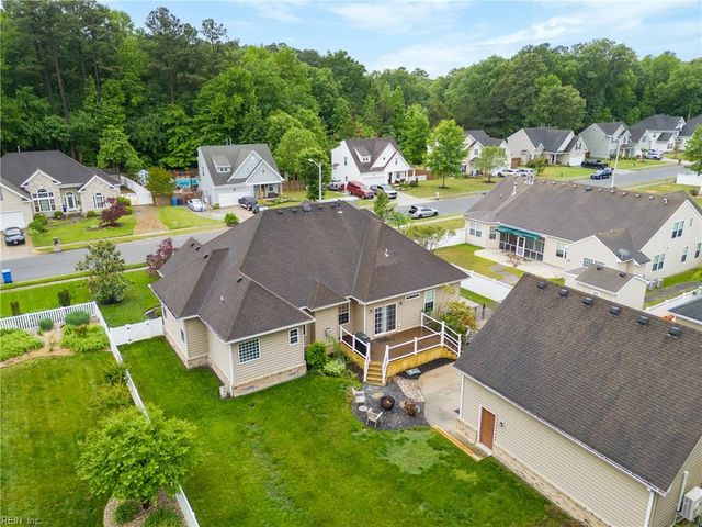 1329 Penrose LN, Chesapeake, VA 23320