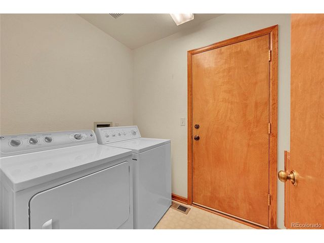 9648 Bellmore Pl, Littleton, CO 80126