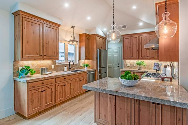 462 Coe Avenue, San Jose, CA 95125