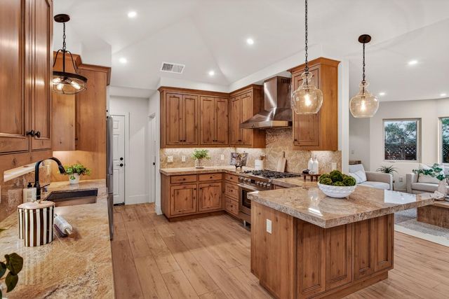 462 Coe Avenue, San Jose, CA 95125