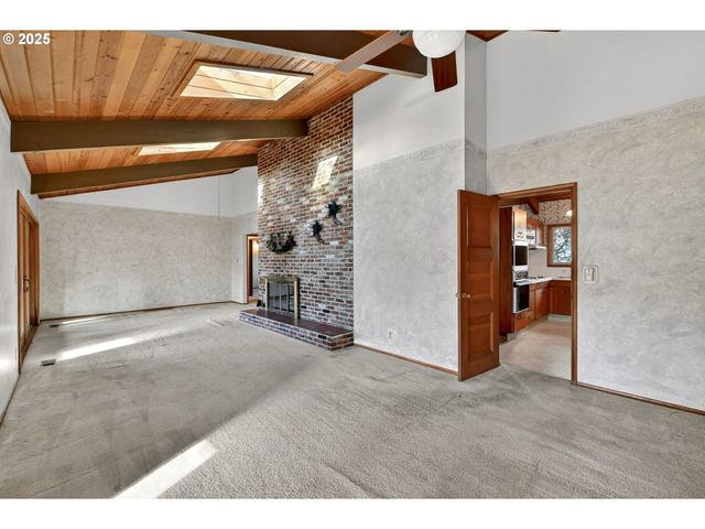 19619 Se COTTONWOOD St, Milwaukie, OR 97267