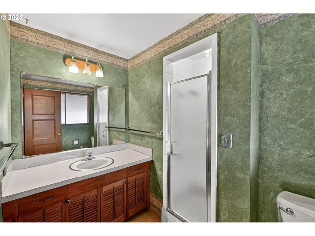 19619 Se COTTONWOOD St, Milwaukie, OR 97267