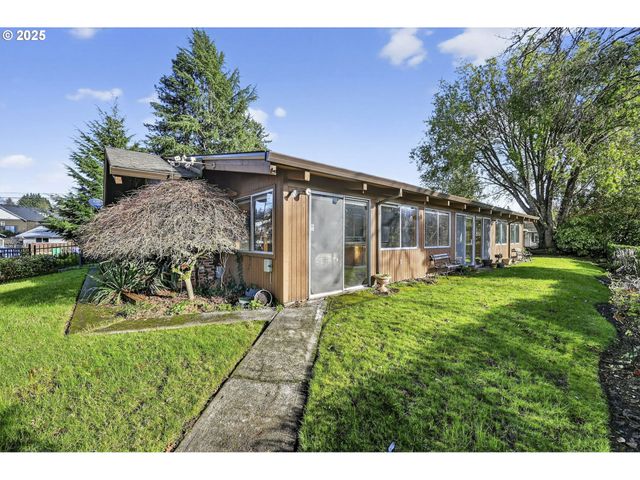 19619 Se COTTONWOOD St, Milwaukie, OR 97267