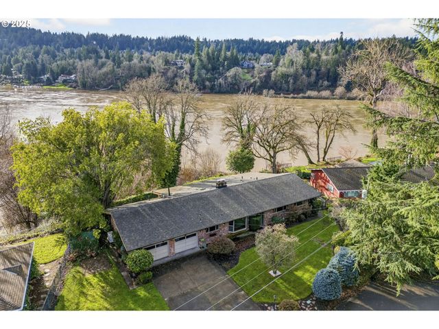 19619 Se COTTONWOOD St, Milwaukie, OR 97267