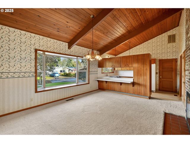 19619 Se COTTONWOOD St, Milwaukie, OR 97267