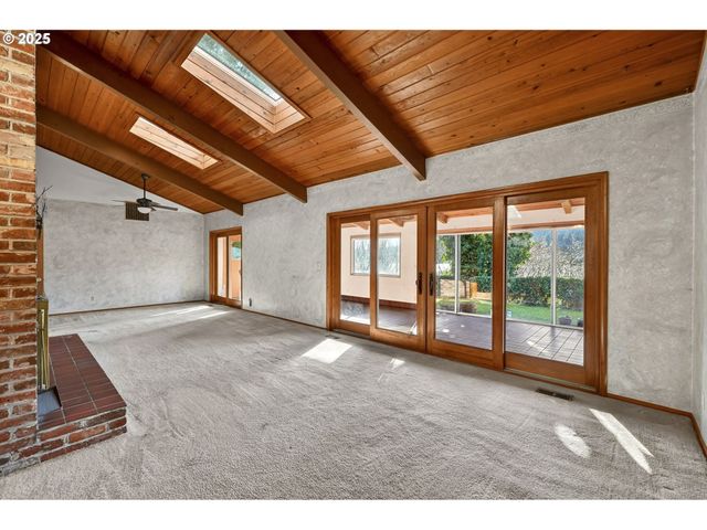 19619 Se COTTONWOOD St, Milwaukie, OR 97267