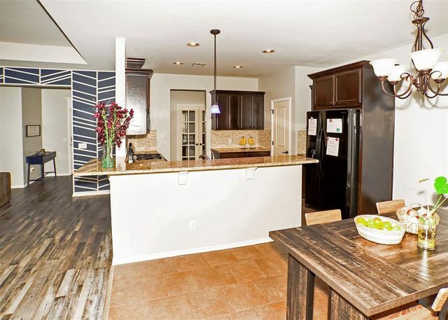186 Oakridge Drive, Choctaw, OK 73020