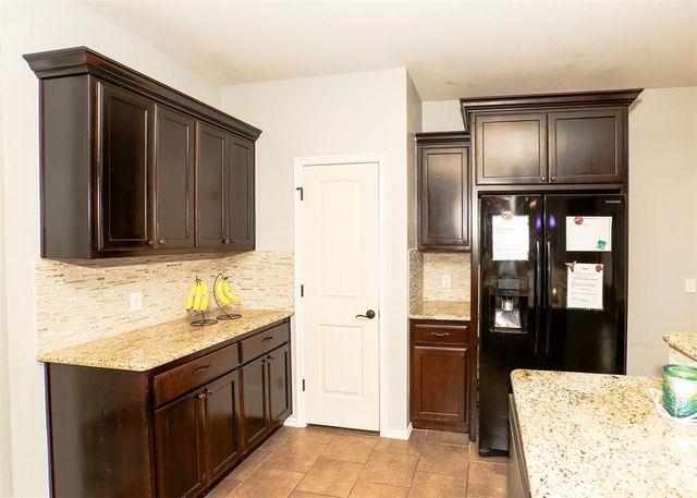 186 Oakridge Drive, Choctaw, OK 73020