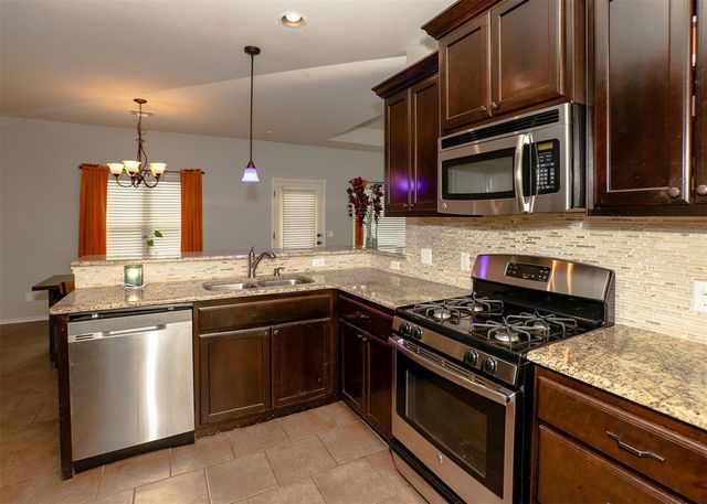 186 Oakridge Drive, Choctaw, OK 73020
