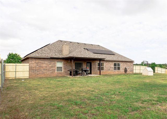 186 Oakridge Drive, Choctaw, OK 73020