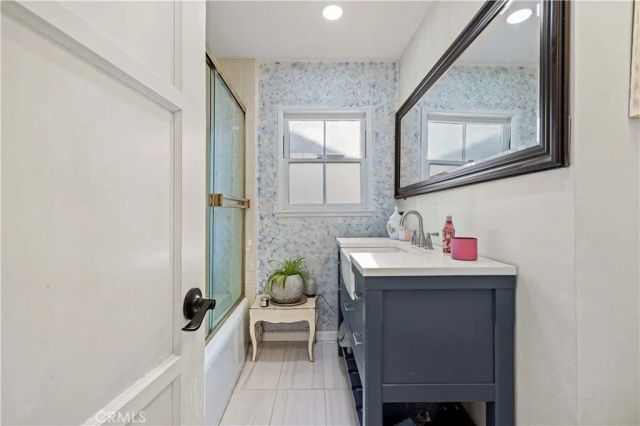 18229 Strathern Street, Reseda, CA 91335