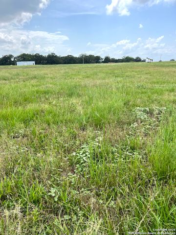 6605 Gander Slough, Kingsbury, TX 78638