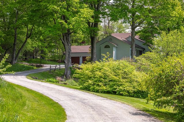 39 Eagle Ridge, Dorset, VT 05251