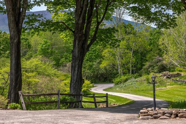 39 Eagle Ridge, Dorset, VT 05251