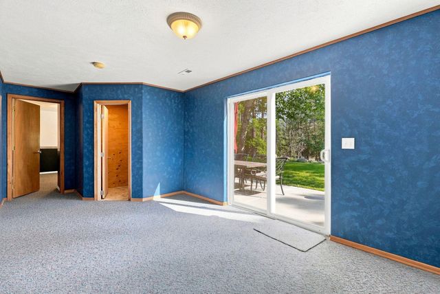 26208 E IDAHO PINES Ln, Newman Lake, WA 99025