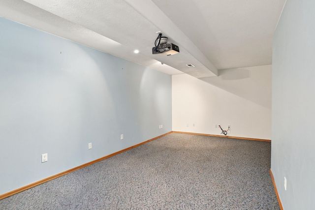 26208 E IDAHO PINES Ln, Newman Lake, WA 99025