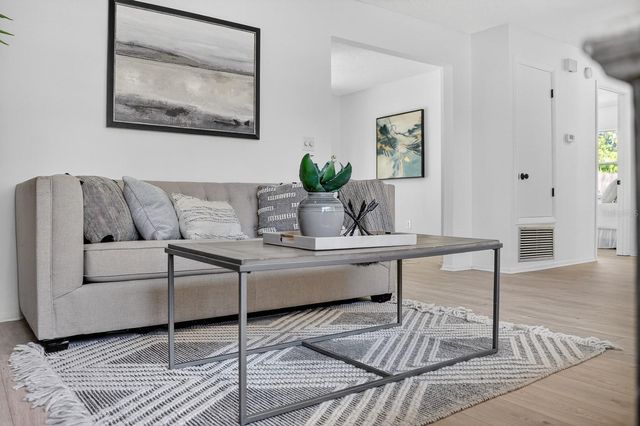 1147 HARMS WAY, Port Orange, FL 32129