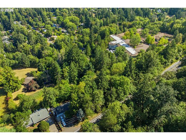 6035 Sw MULTNOMAH Blvd, Portland, OR 97219