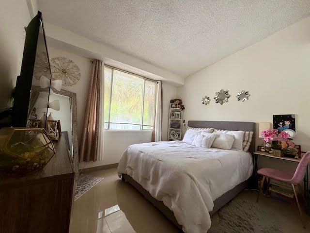 741 Lyons Road 17201, Coconut Creek, FL 33063