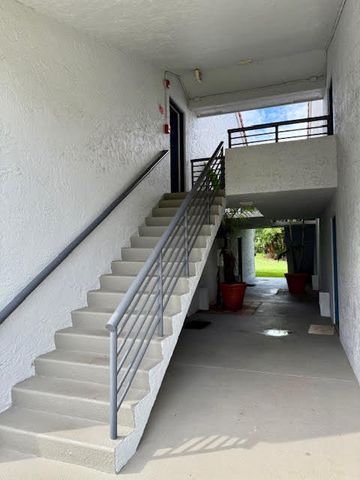 741 Lyons Road 17201, Coconut Creek, FL 33063