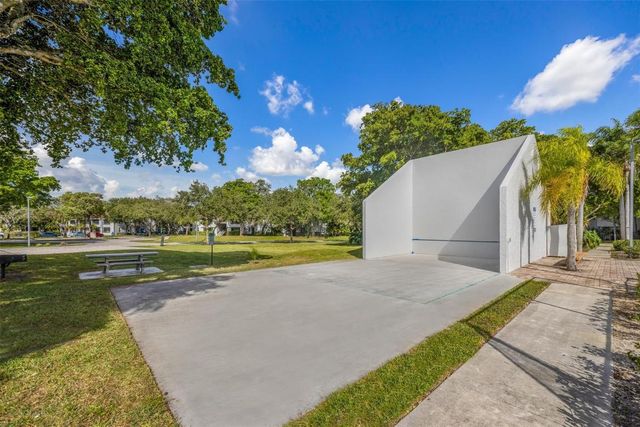 741 Lyons Road 17201, Coconut Creek, FL 33063