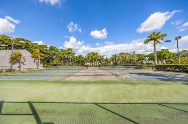 741 Lyons Road 17201, Coconut Creek, FL 33063