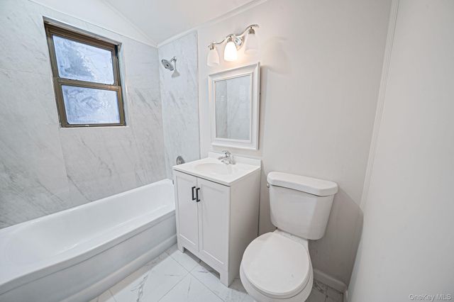 119 Foster Road, Ronkonkoma, NY 11779