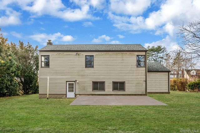 119 Foster Road, Ronkonkoma, NY 11779