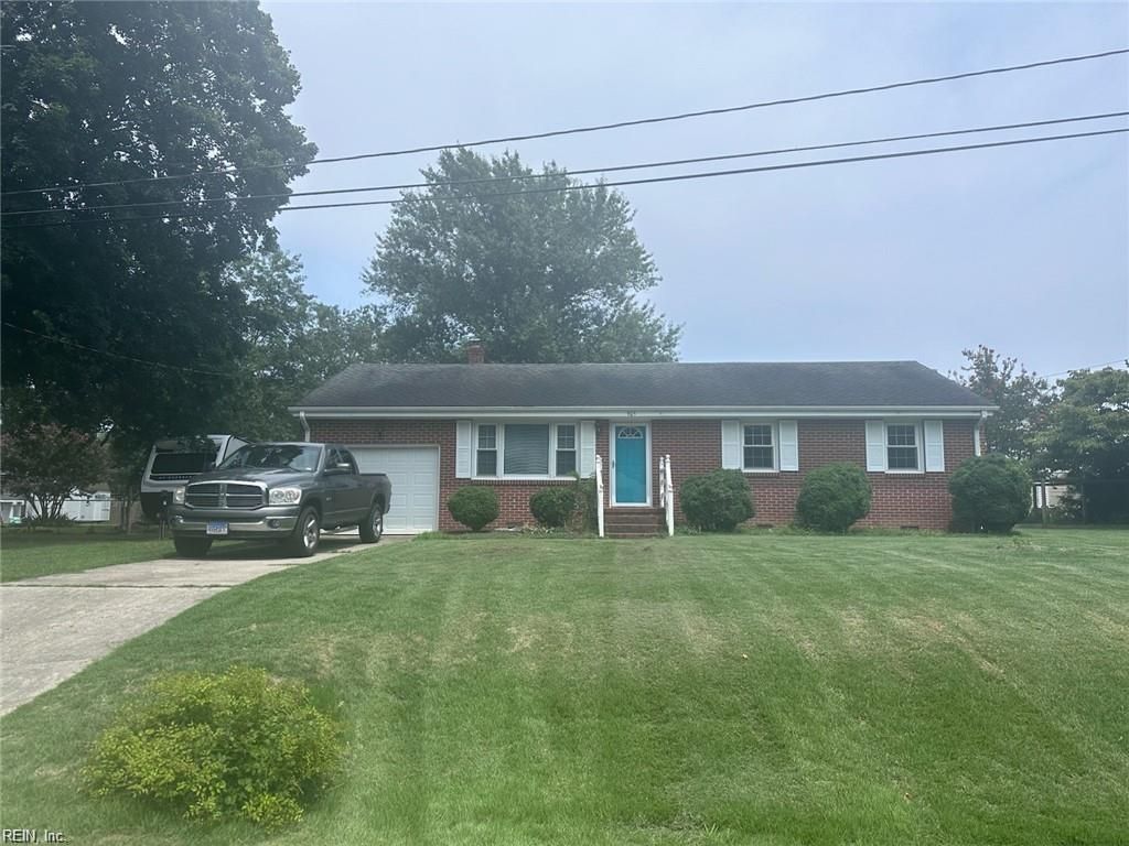 905 Magruder RD, Smithfield, VA 23430
