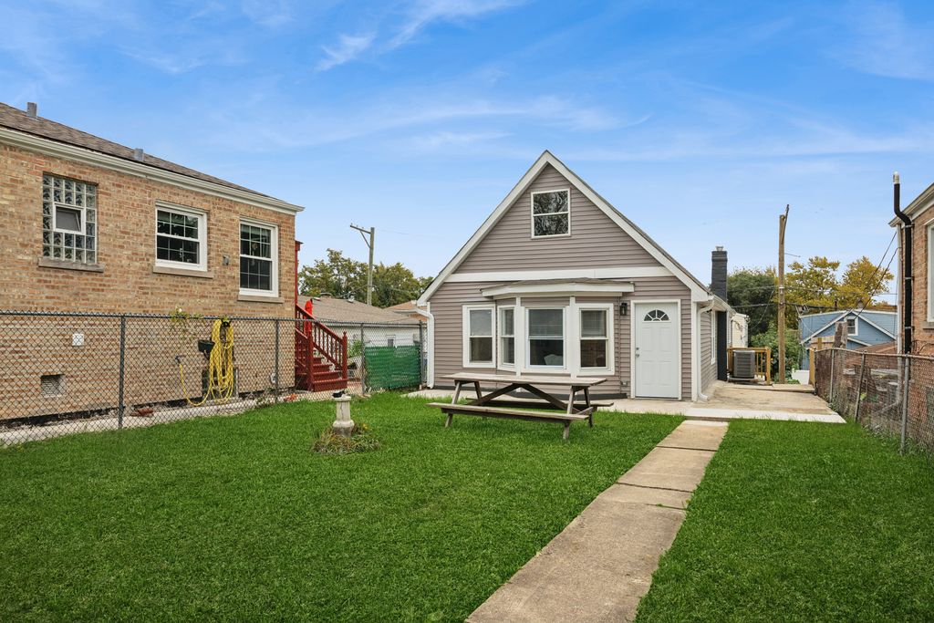 2177 N Merrimac Avenue, Chicago, IL 60639 — exterior