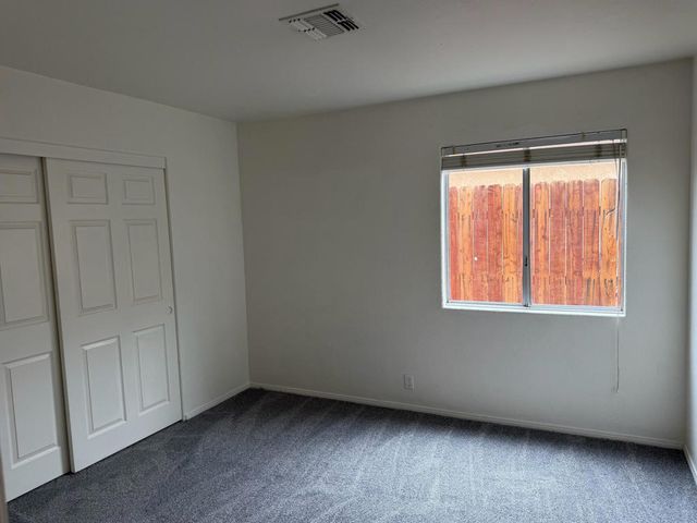 52310 Avenida Madero, La Quinta, CA 92253