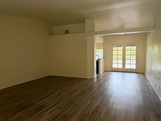 52310 Avenida Madero, La Quinta, CA 92253