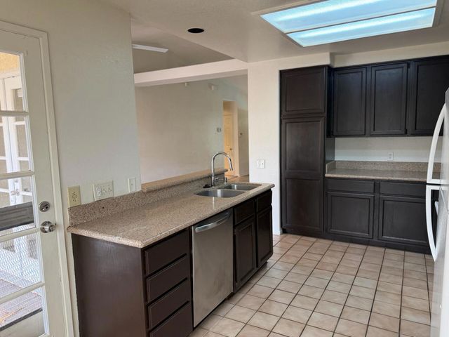 52310 Avenida Madero, La Quinta, CA 92253