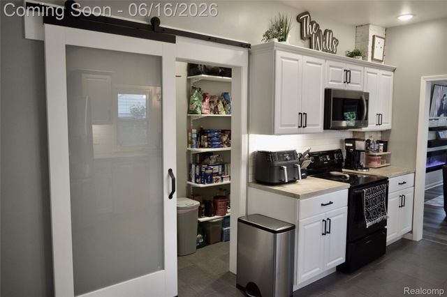 505 N Marquette Street, Durand, MI 48429