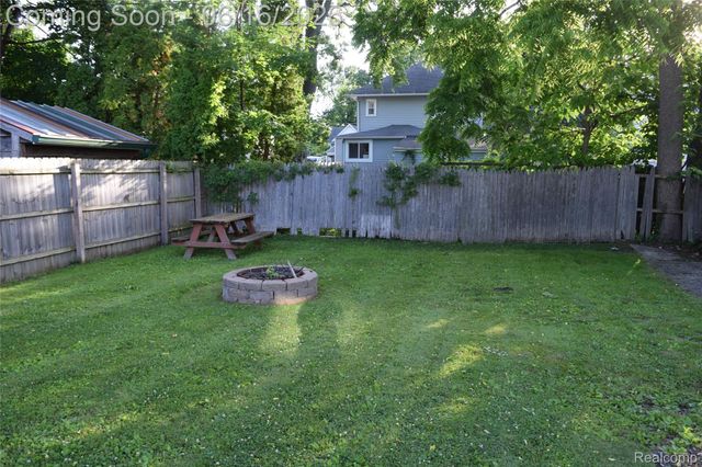 505 N Marquette Street, Durand, MI 48429