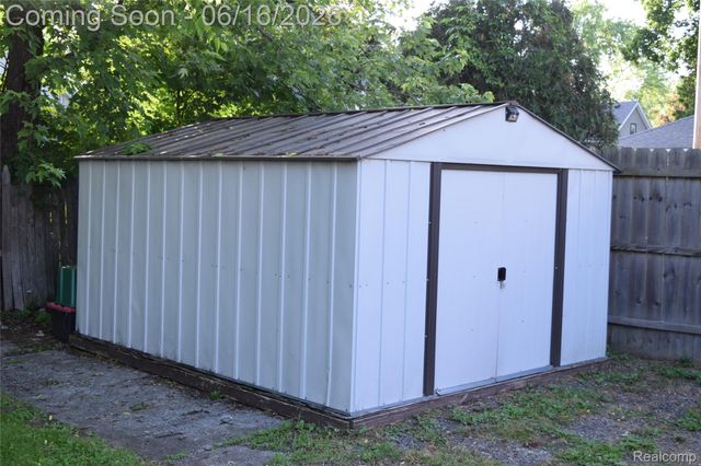 505 N Marquette Street, Durand, MI 48429